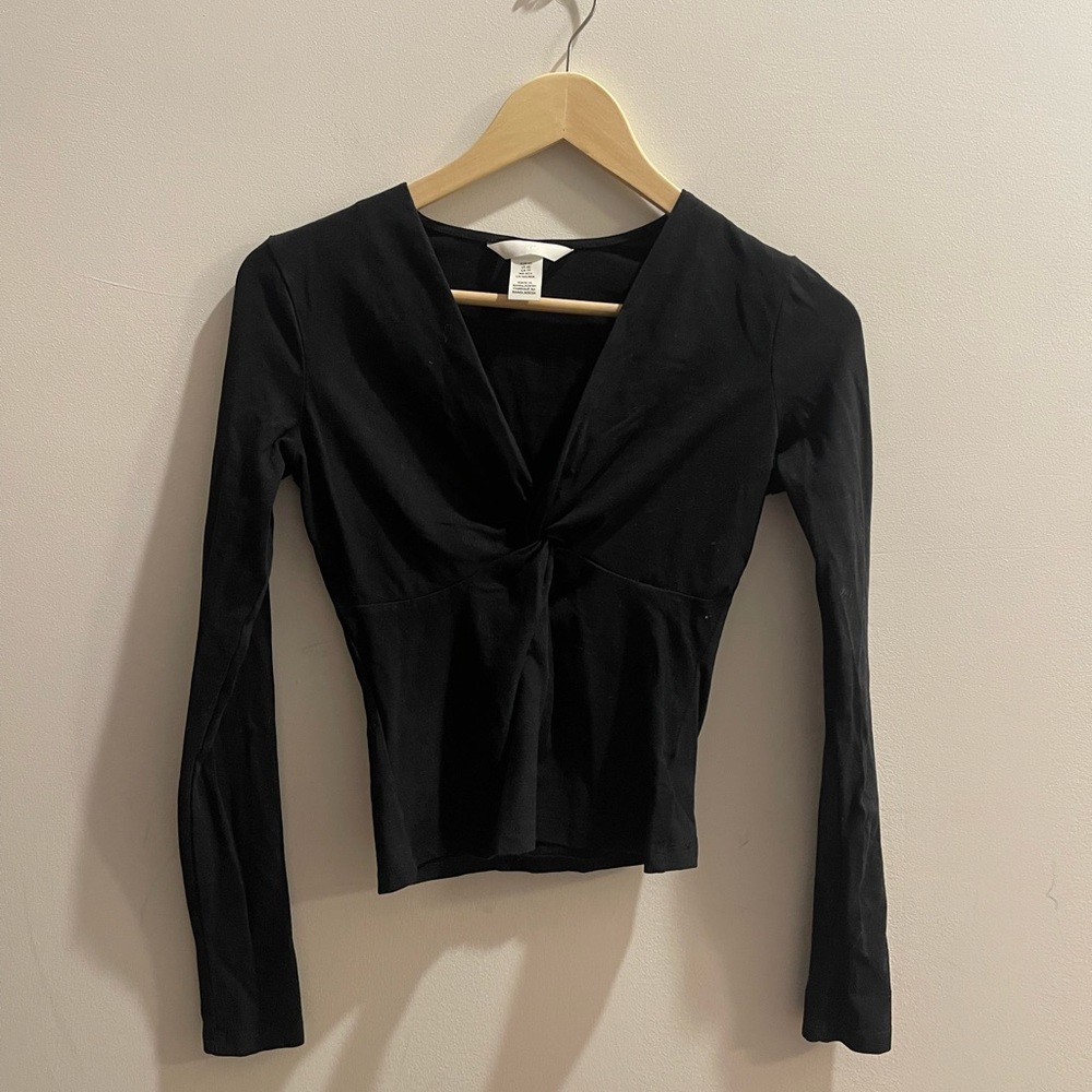 H&M Long Sleeve Tee w Knot Detail XS
